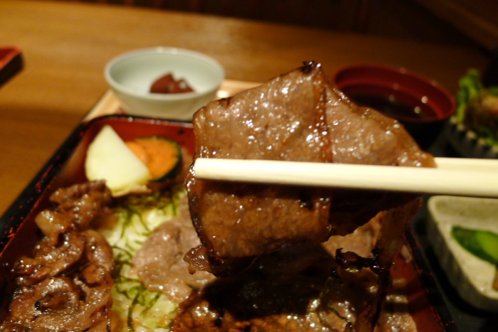 神楽坂_翔山亭ランチ　黒毛和牛カルビ重