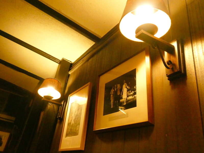 神保町の老舗喫茶店ミロンガ・ヌオーバにはタンゴのリズムが満ちている